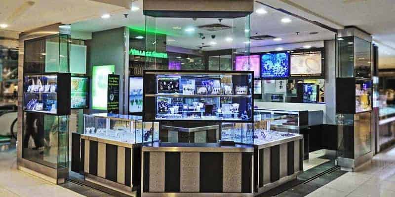 Visit the authorized retailers of VillageSmith, SS316 and Superheroes Inc.